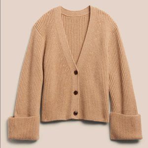 BANANA REPUBLIC | TALIA MERINO-CASHMERE CARDIGAN